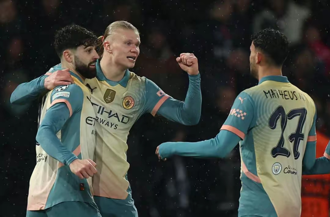 开云下载-曼联惨败桑德兰，欧冠资格岌岌可危的简单介绍