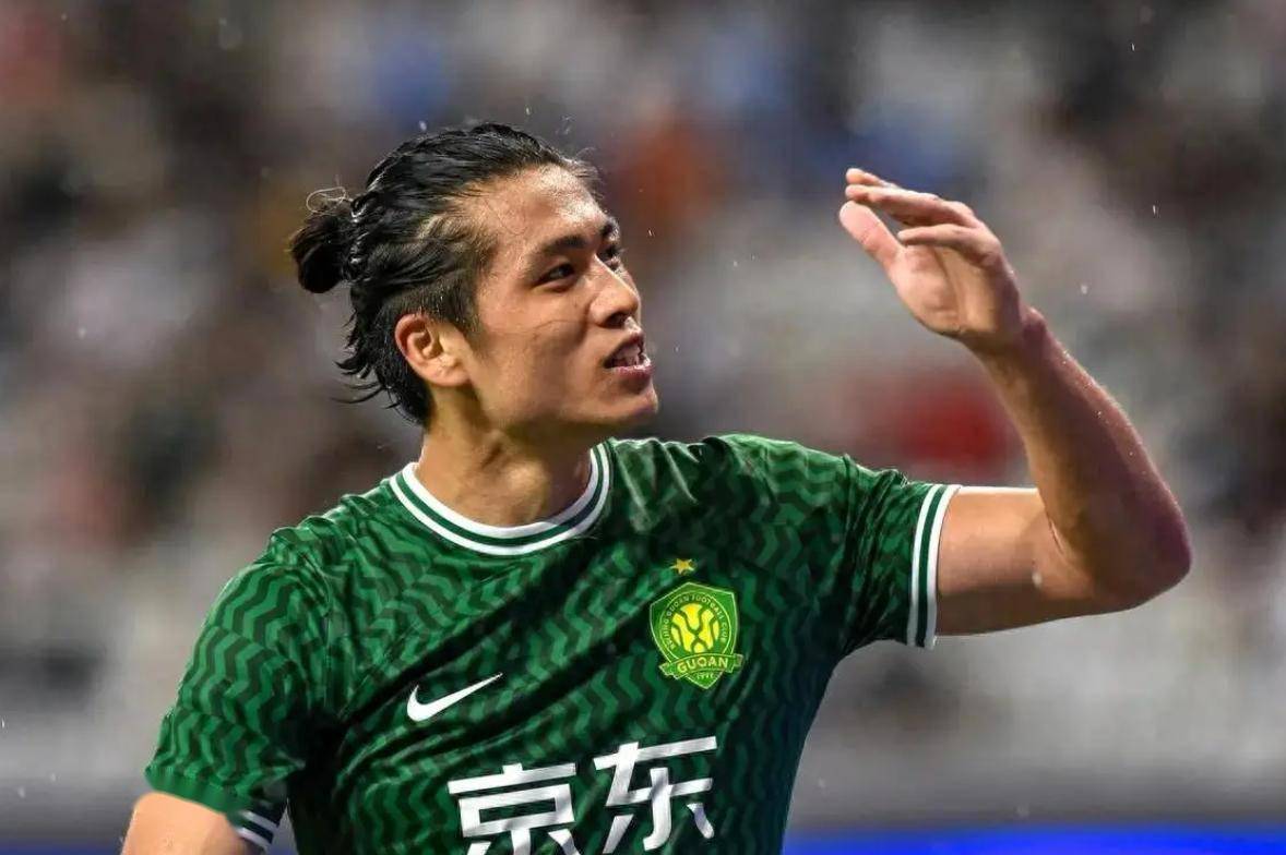 国安大将遭遇赛前伤情,千军万马待出征 国安大将遭遇赛前伤情,千军万马待出征