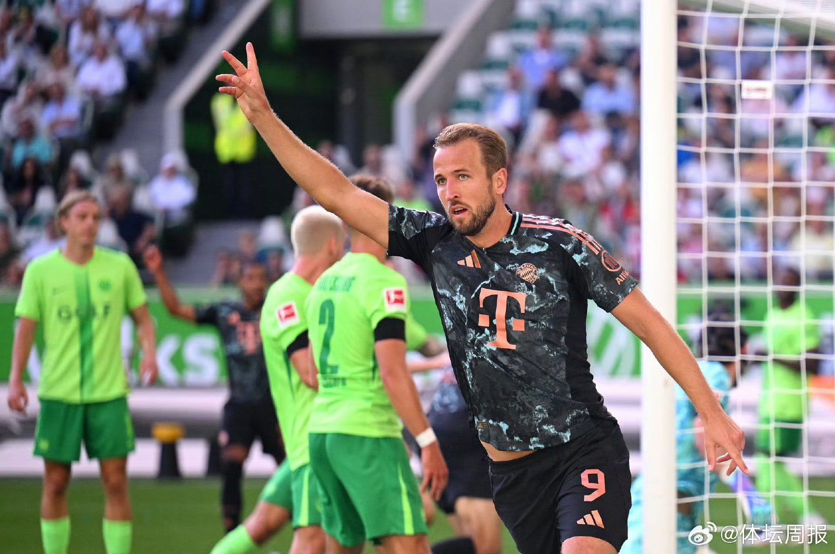 包含拜仁慕尼黑队员表现出色,压倒对手赢得比赛的词条 包含拜仁慕尼黑队员表现出色,压倒对手赢得比赛的词条