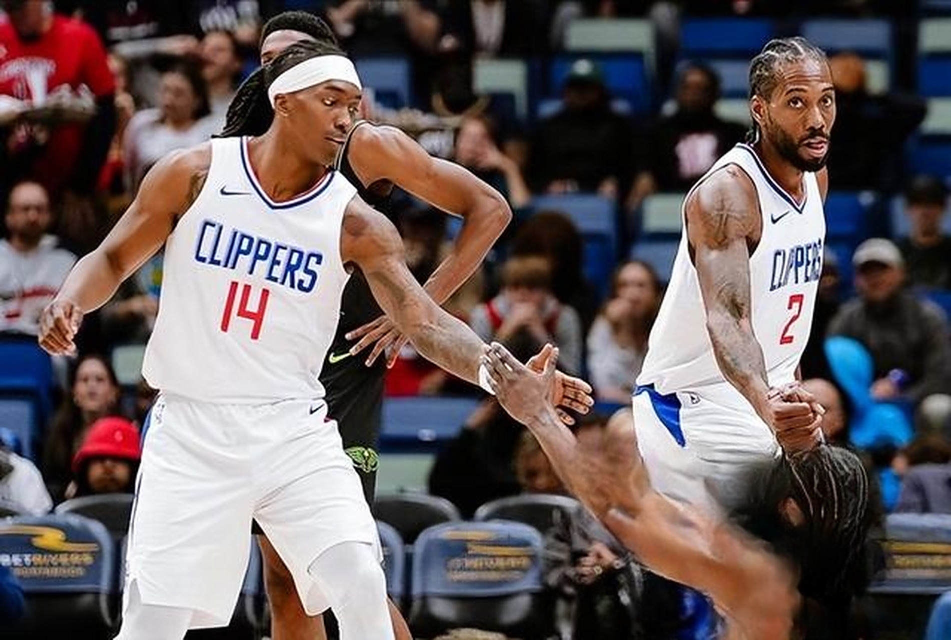 开云官网-快船队大胜太阳，保持强势