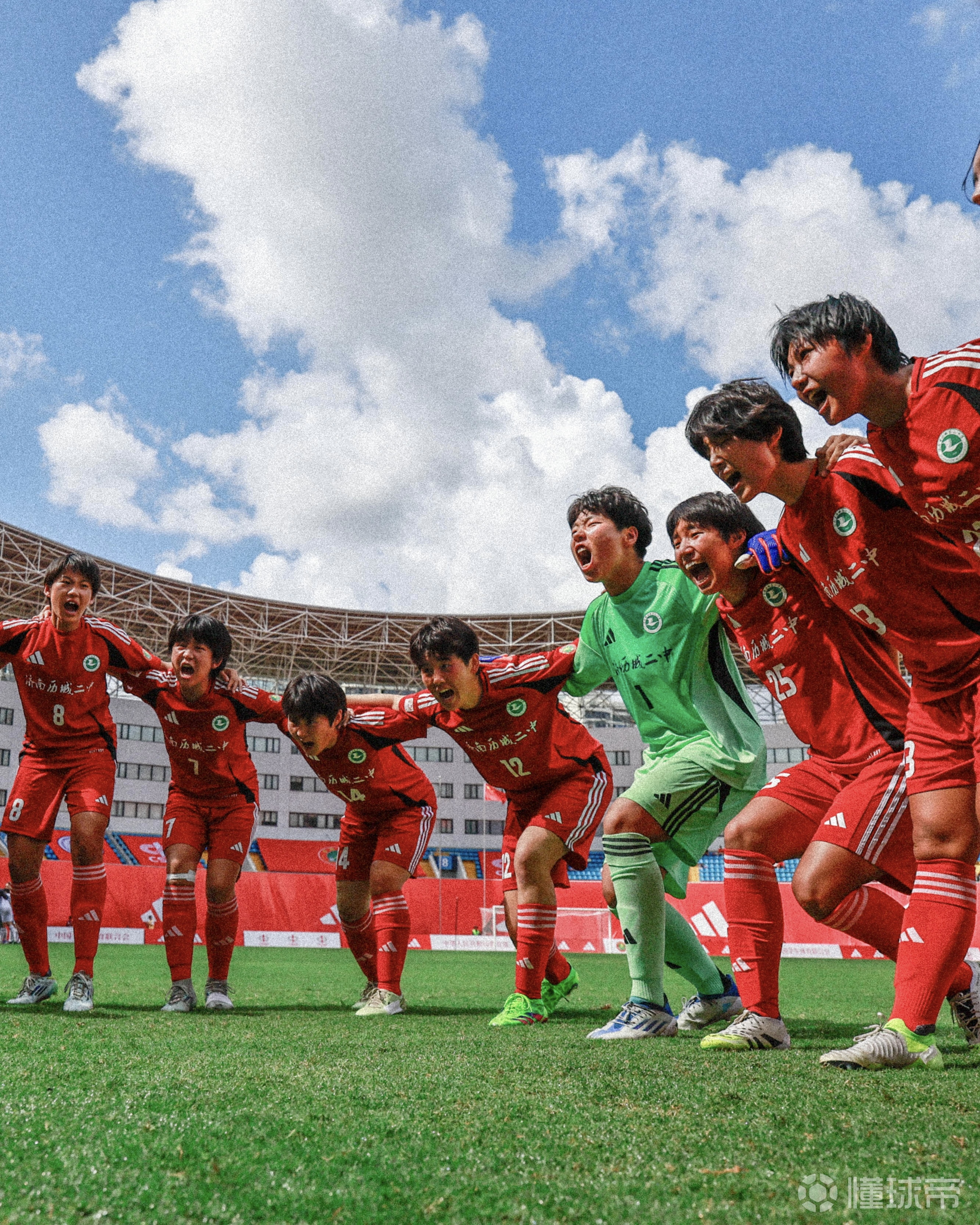 关于青少年足球联赛竞技激烈,展现活力风采的信息 关于青少年足球联赛竞技激烈,展现活力风采的信息