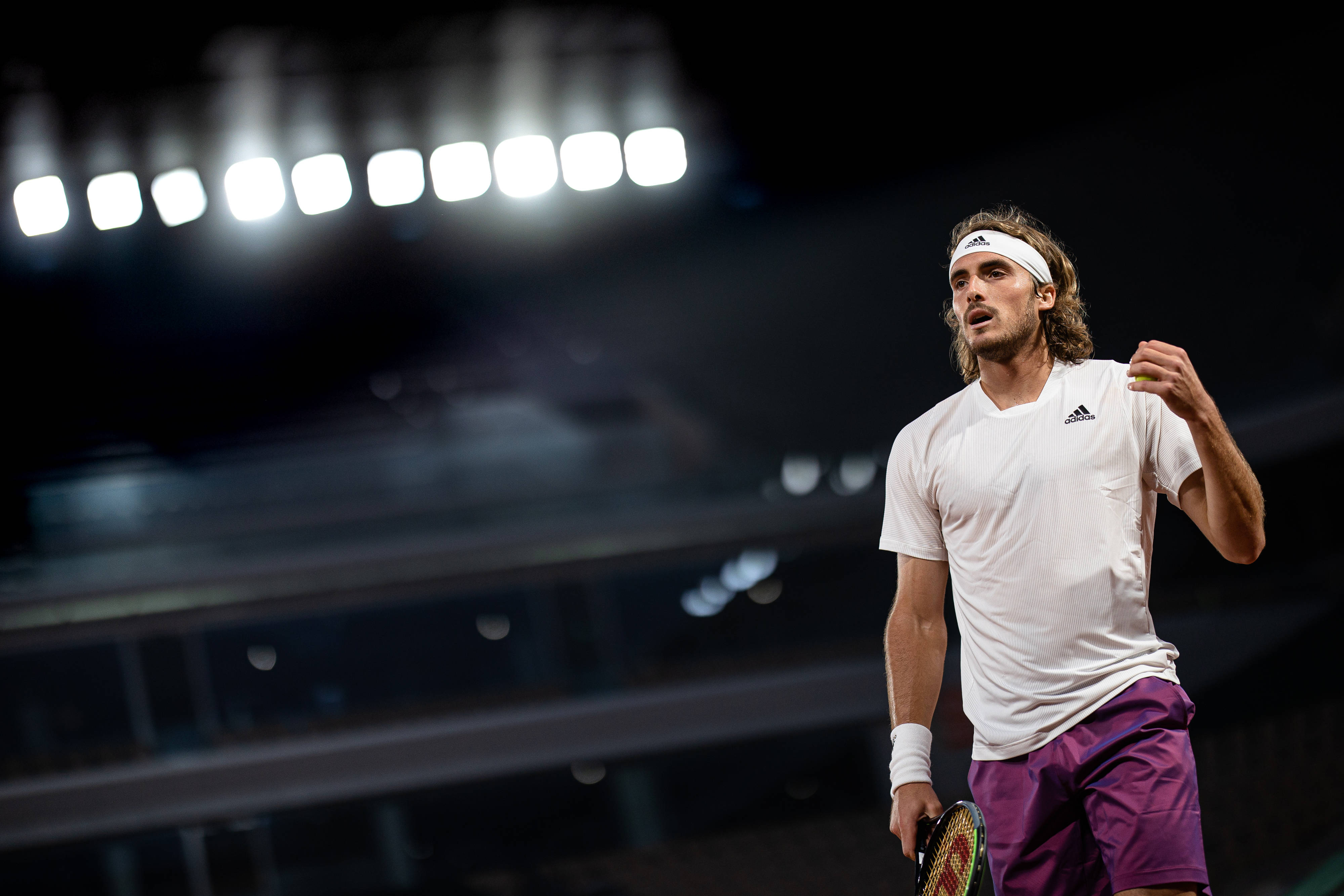 开云体育APP下载-ATP总决赛轻取戴维斯杯，西西帕斯惊艳四座的简单介绍