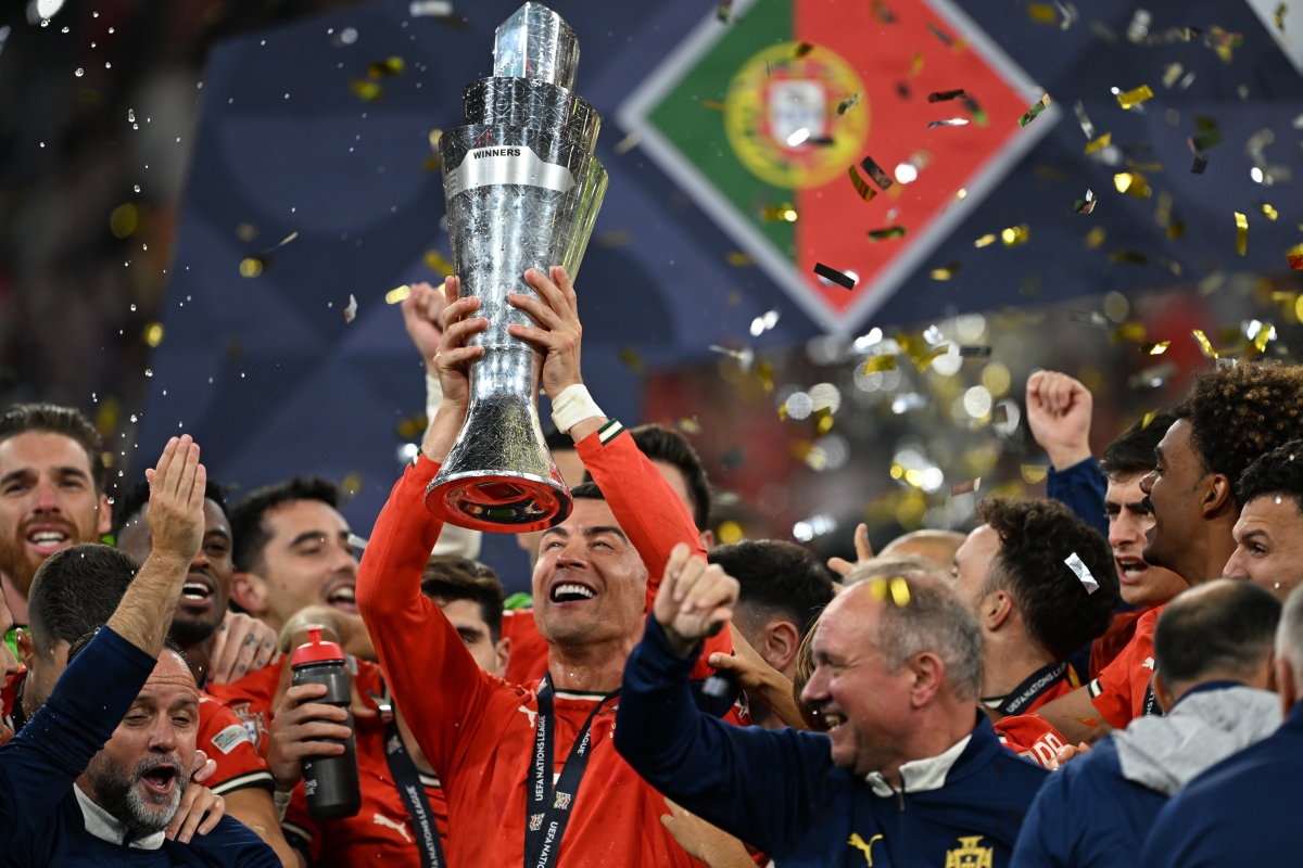 巴西逆转葡萄牙，蒂亚戈点燃赛场