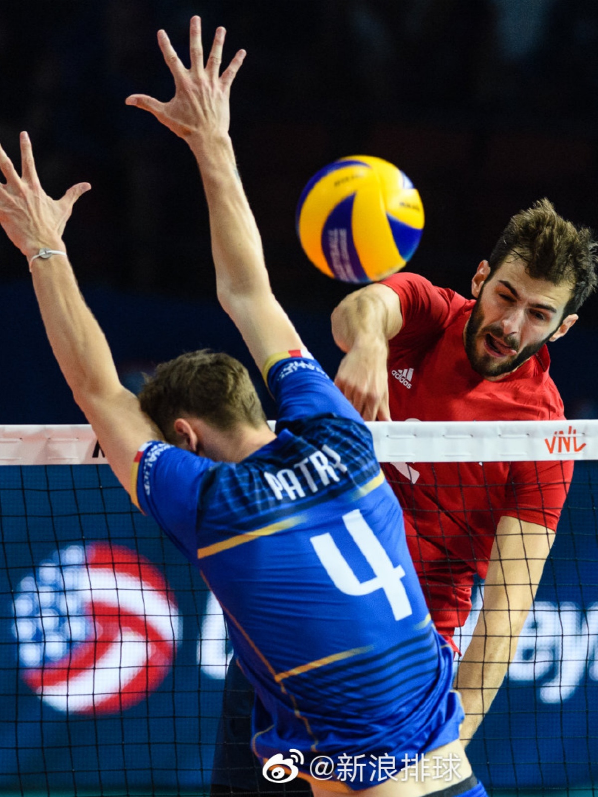 开云体育登录-波兰队完胜葡萄牙队，奥恰洛夫关键制胜